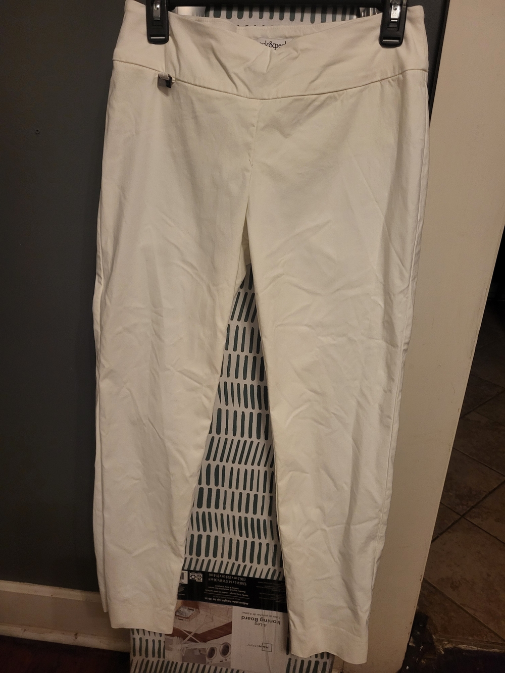 Peck & Peck White Cropped Pull-On Stretch Pants